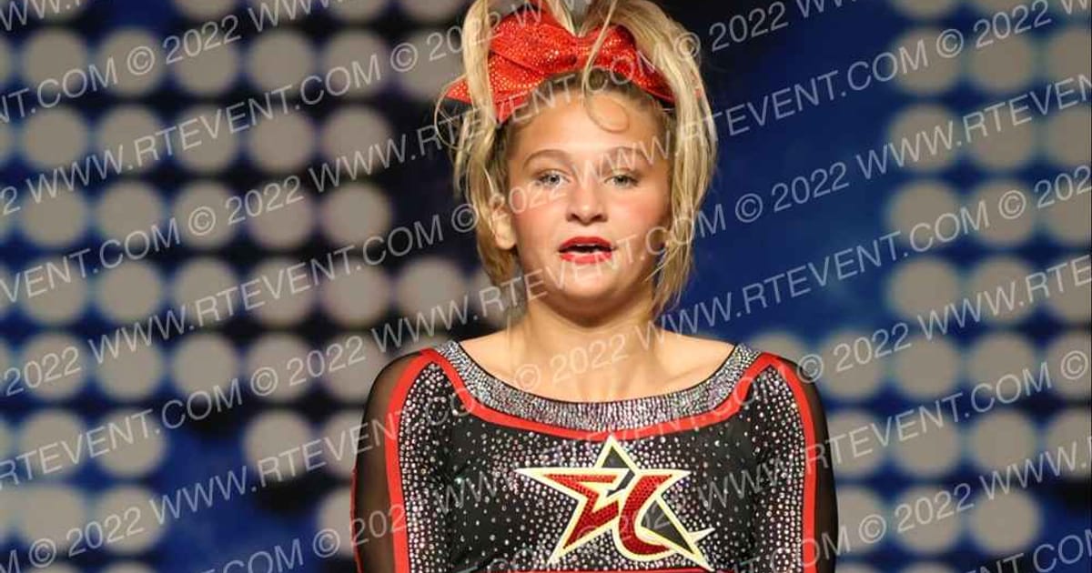 Elite Cheer Stars · Battle of the Midwest and Celebrity Council Bluffs