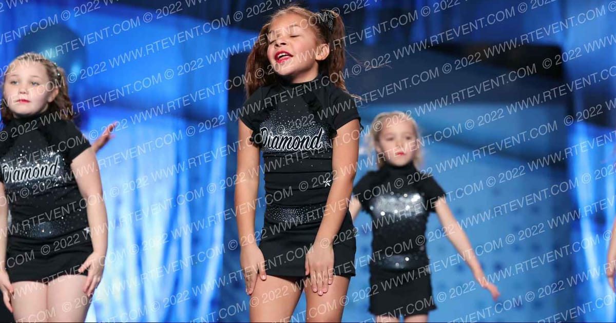 Diamond Athletics Mayhem · Lake Erie National Cheer and Dance Championships
