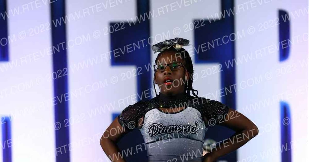 Diamond Xtreme Allstars Lady Recon · Cheersport Concord Classic DIDII