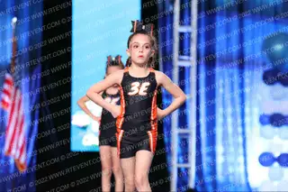 3E cheer Storm