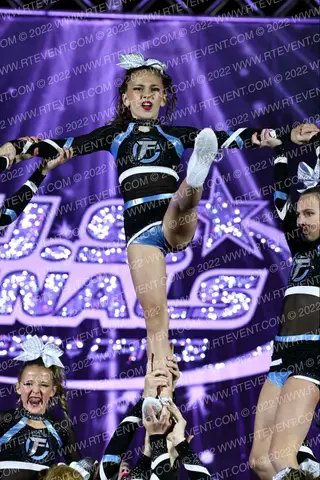 Formula Cheer Nova