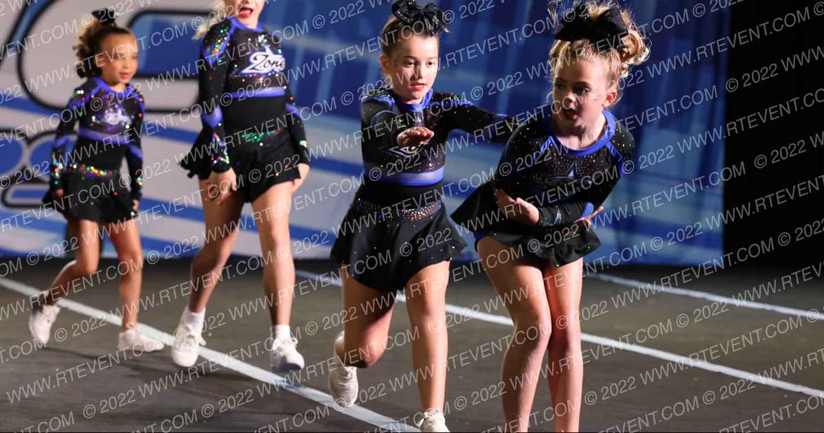 Zone Cheer All-Stars Mini Apple · Athletic Ft Walton Beach Nationals
