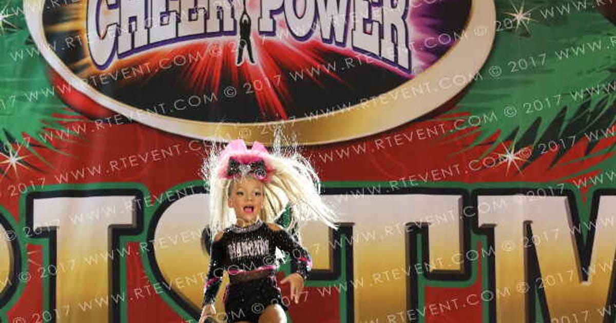 Diamonds All Stars Sassycats · American Cheer Power Gatlinburg