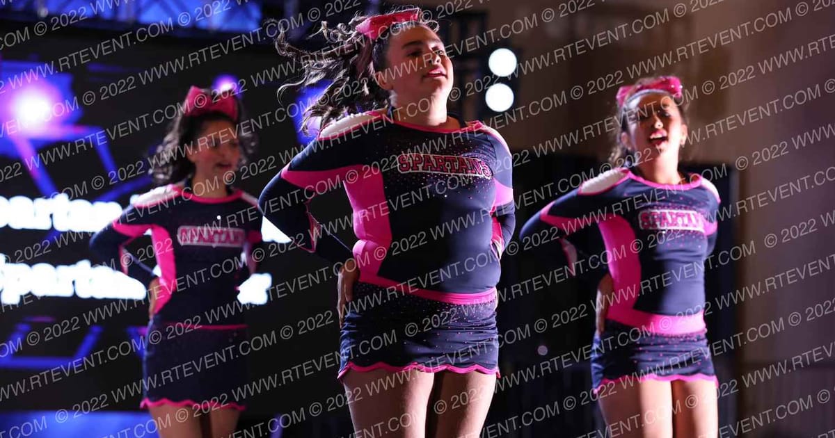 Spartan Cheer Spartan X-treme · Globe X
