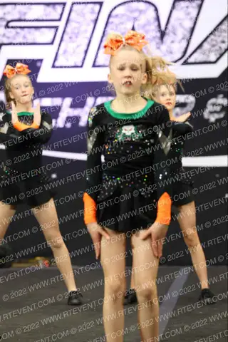 Iowa Elite Cheer - Des Moines Savage