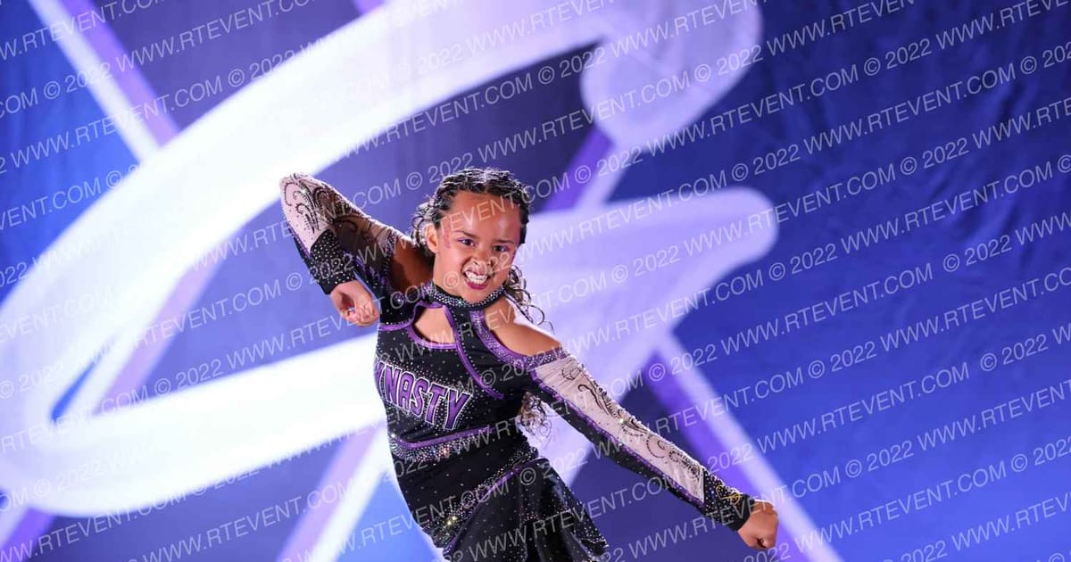 AZ Dynasty Athletics S. Buensuceso · Globe X