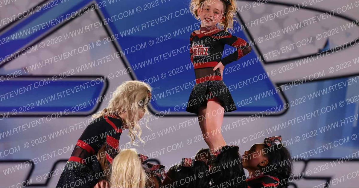 LA Cheerz Allstarz Mini Wonderz · Athletic Ft Walton Beach Nationals