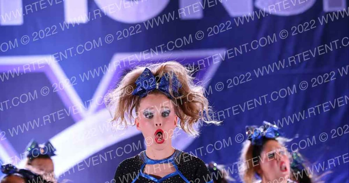 OC Elite Cheer RUSH · Globe X