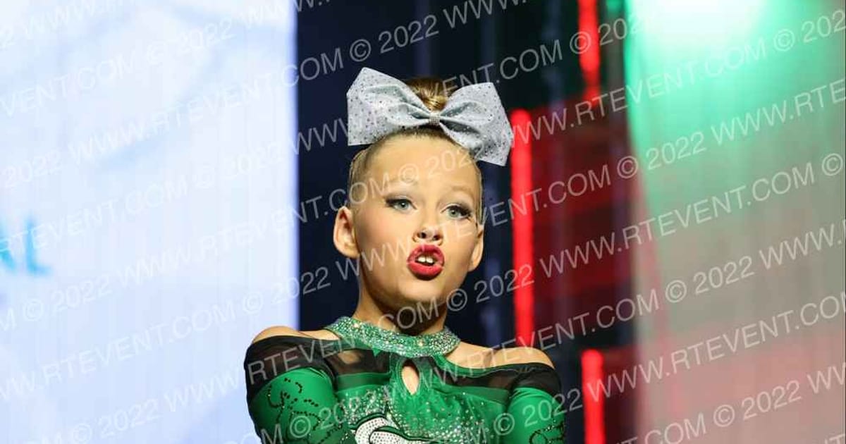 CheerForce Arizona VTACH · The West Regional Summit