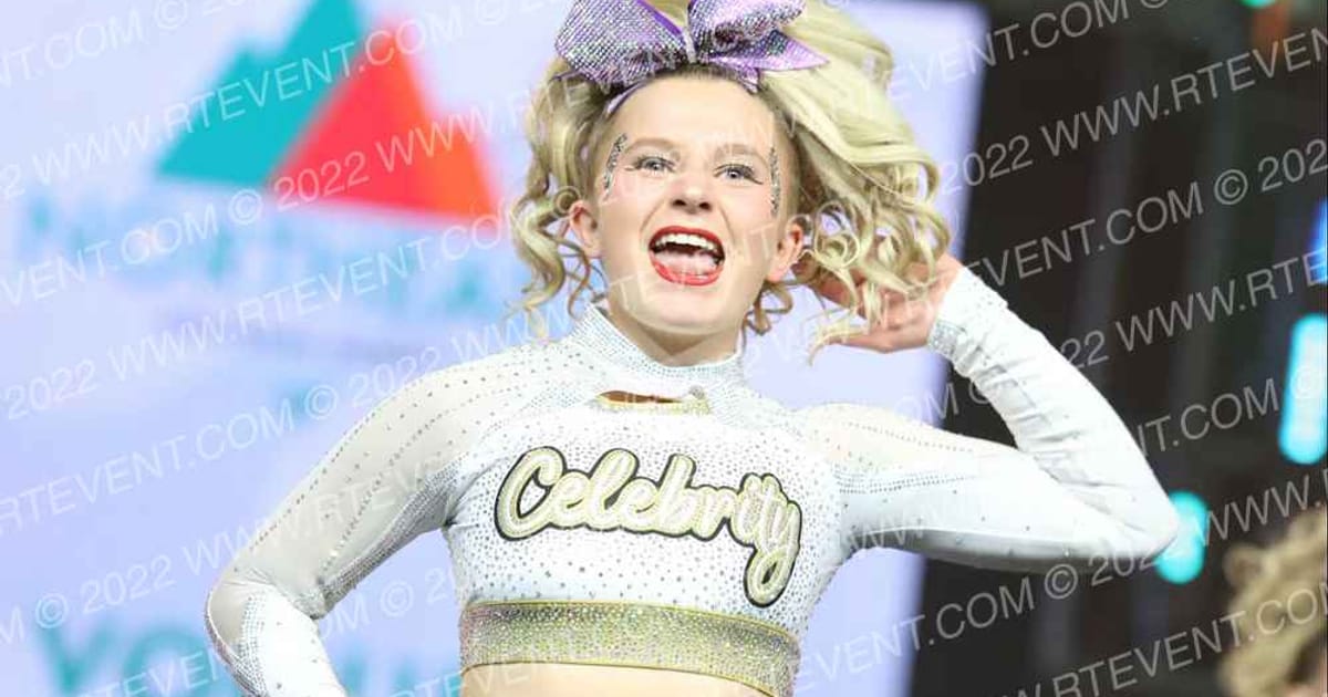 Celebrity Cheer VOGUE · The Northeast Regional Summit