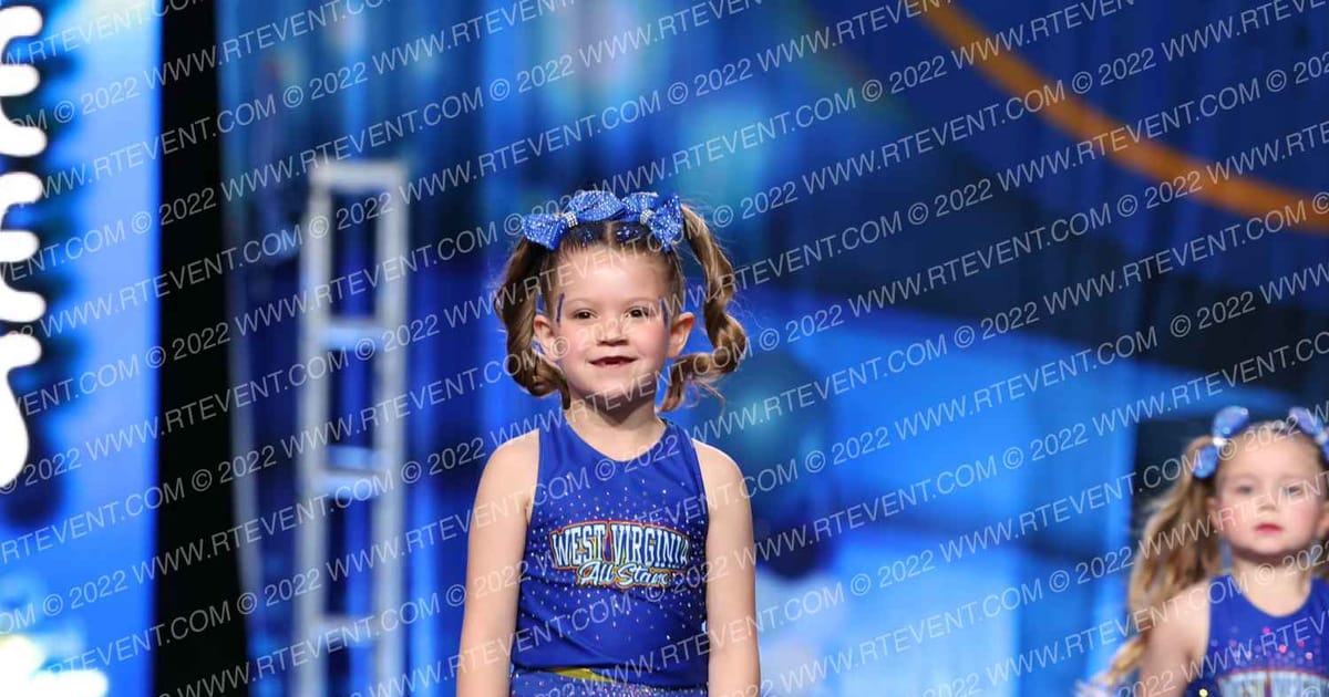 WV ALLSTARS HONEY BEES · Lake Erie National Cheer and Dance Championships