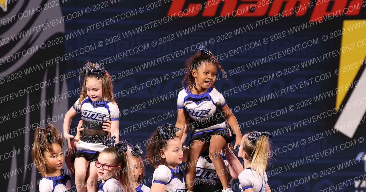 One Elite All Stars SPARKLE · ASC Clash of the Titans Tampa Photo
