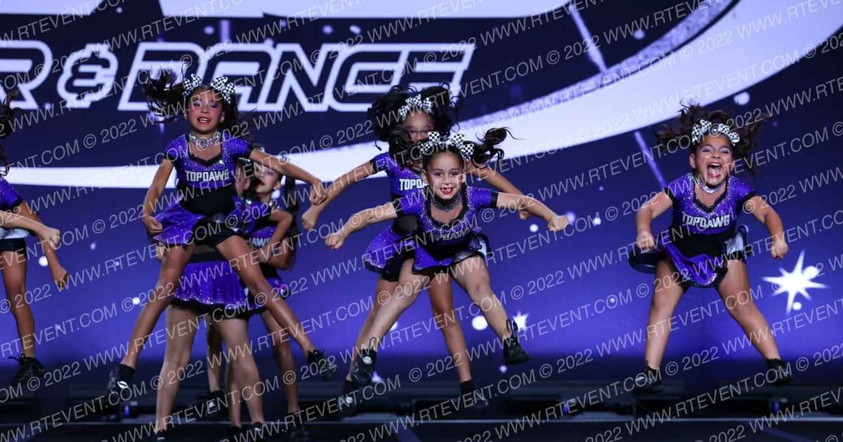 Top Dawg Cheer & Tumbling Daisy · U S Finals Galveston