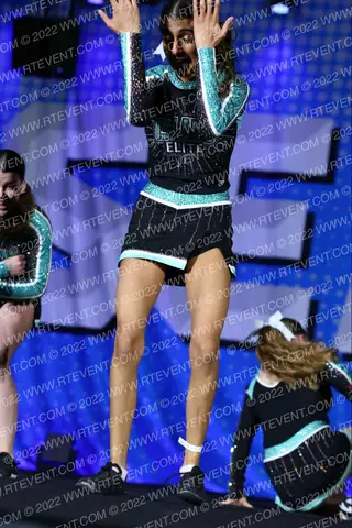 Island Elite Cheerleading Sirens