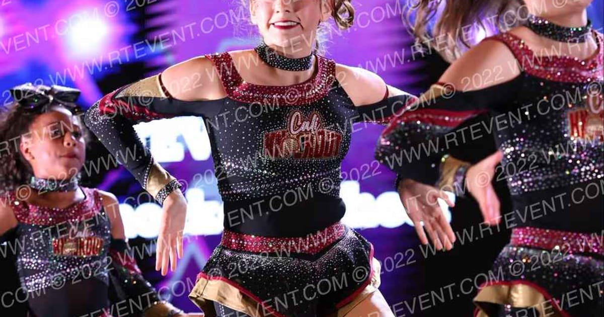 Cali Knockout Cheer FEV3R · Globe X