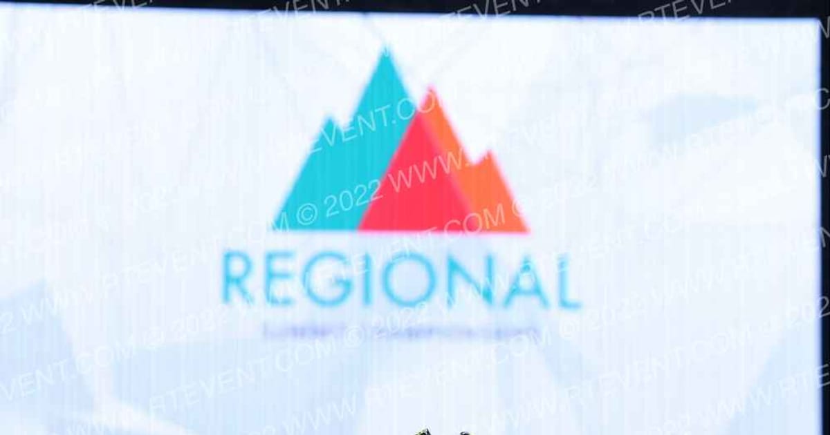 Macs Allstar Cheer MACS MOONLIGHT · The West Regional Summit