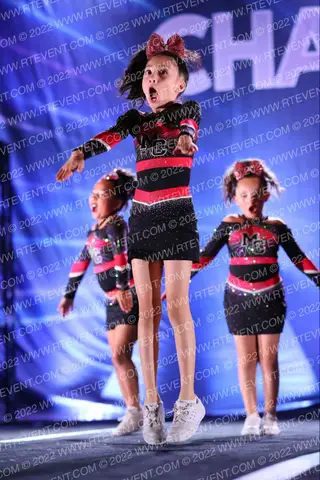 Magnitude Cheer Subzero