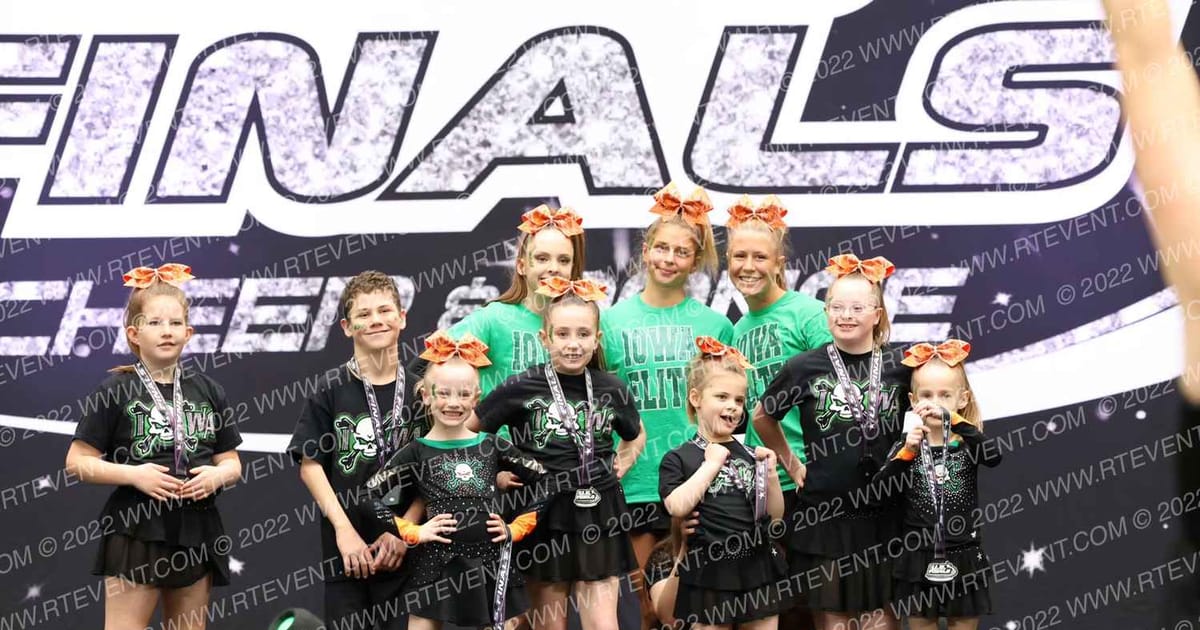 Iowa Elite Cheer - CR Rockstars · The US Finals Des Moines