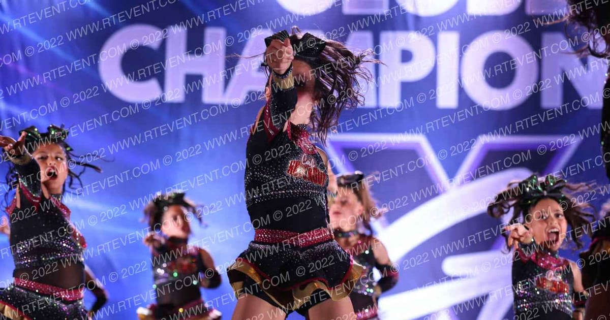 Cali Knockout Cheer Ferocious · Globe X