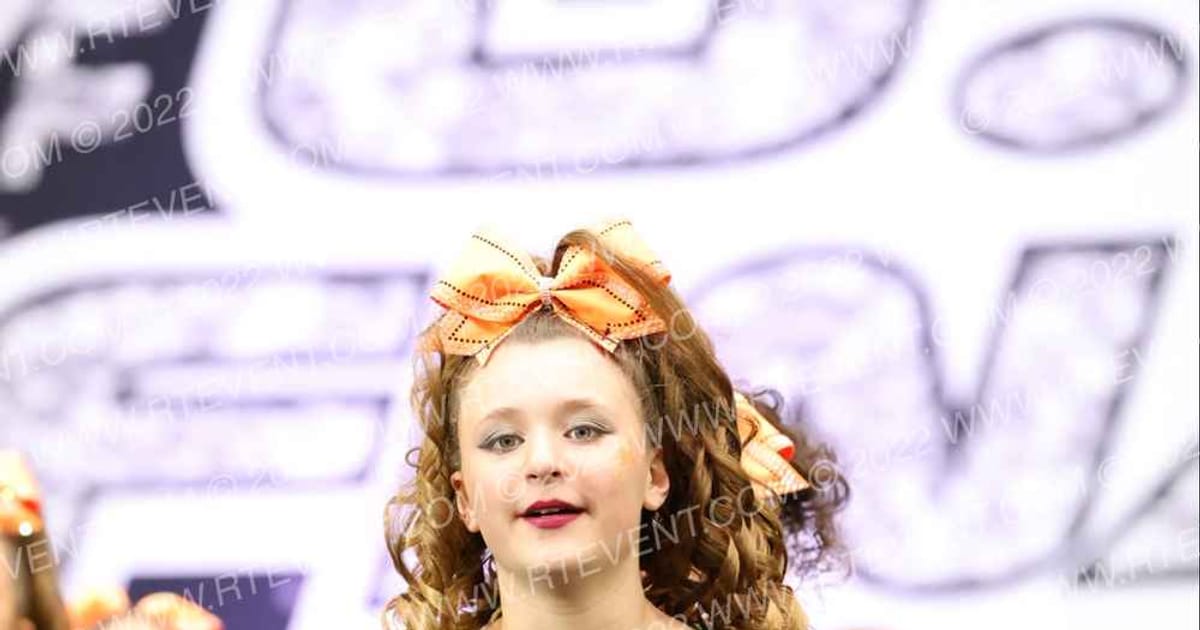 Iowa Elite Cheer of MN RUTHLESS · The US Finals Des Moines