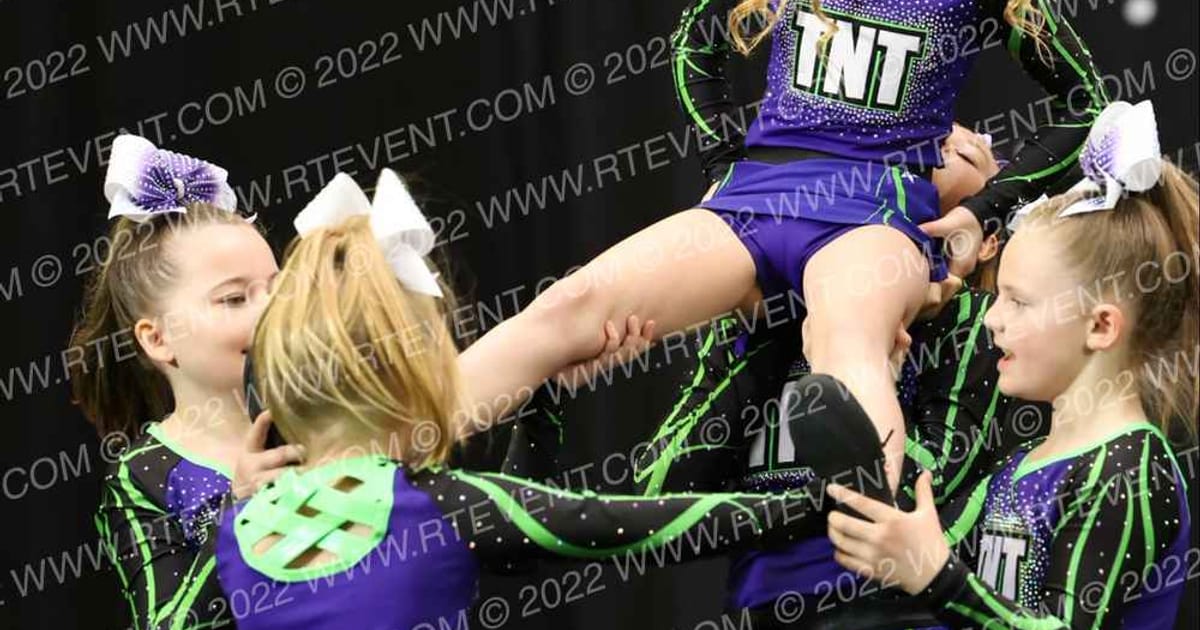 TNT Cheer Emeralds · The US Finals Des Moines