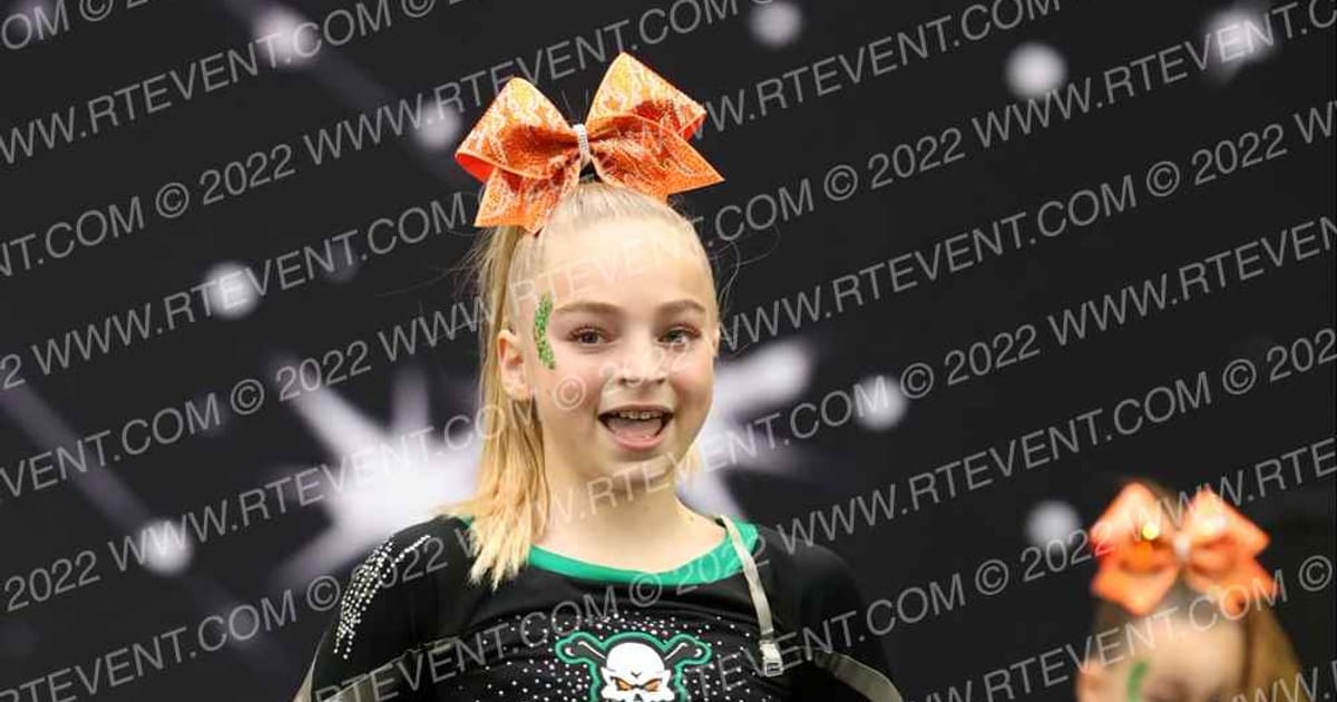 Iowa Elite Cheer - CR Camo · The US Finals Des Moines