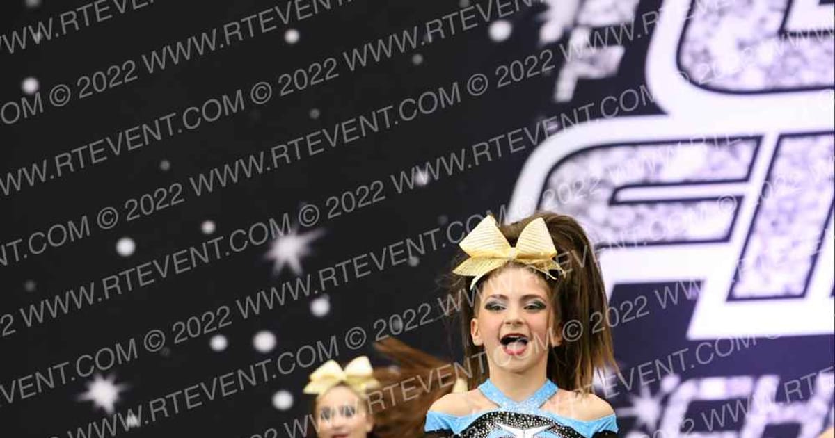 Cheer Twin Cities Moonlight · The US Finals Des Moines