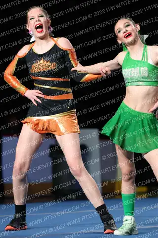 Lake Erie Blaze Cheer LADY EMERALDS