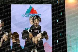 Star Athletics Neon