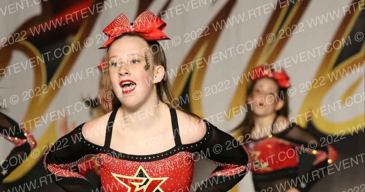 Elite Cheer Blaze · Battle of the Midwest and Celebrity Council Bluffs