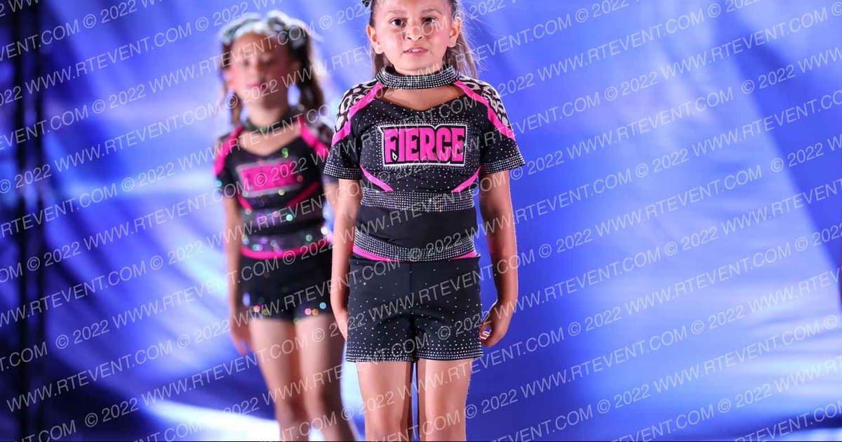 Fierce Athletics Cubs · Globe X