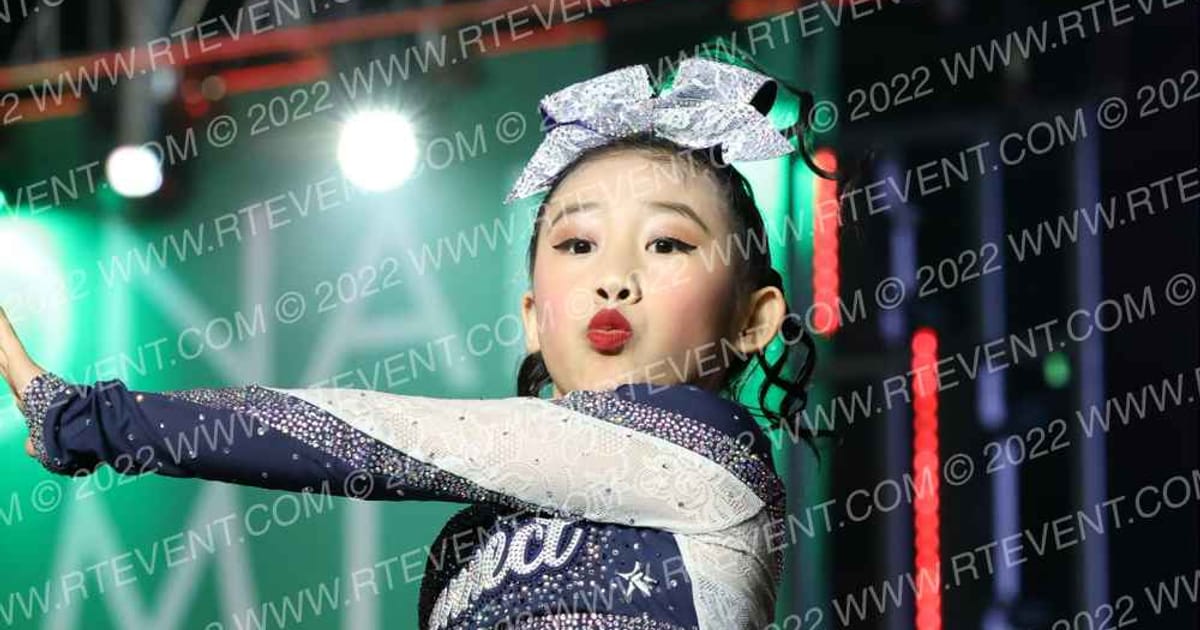 Connect Cheer Northwest Glitter · The West Regional Summit