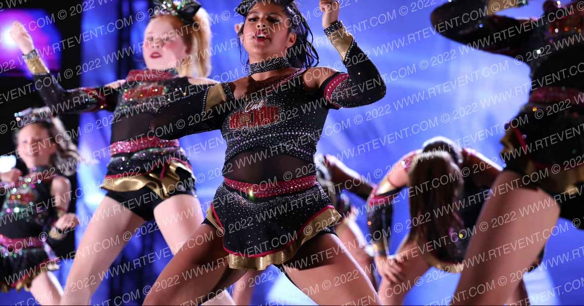 Cali Knockout Cheer Ferocious · Globe X