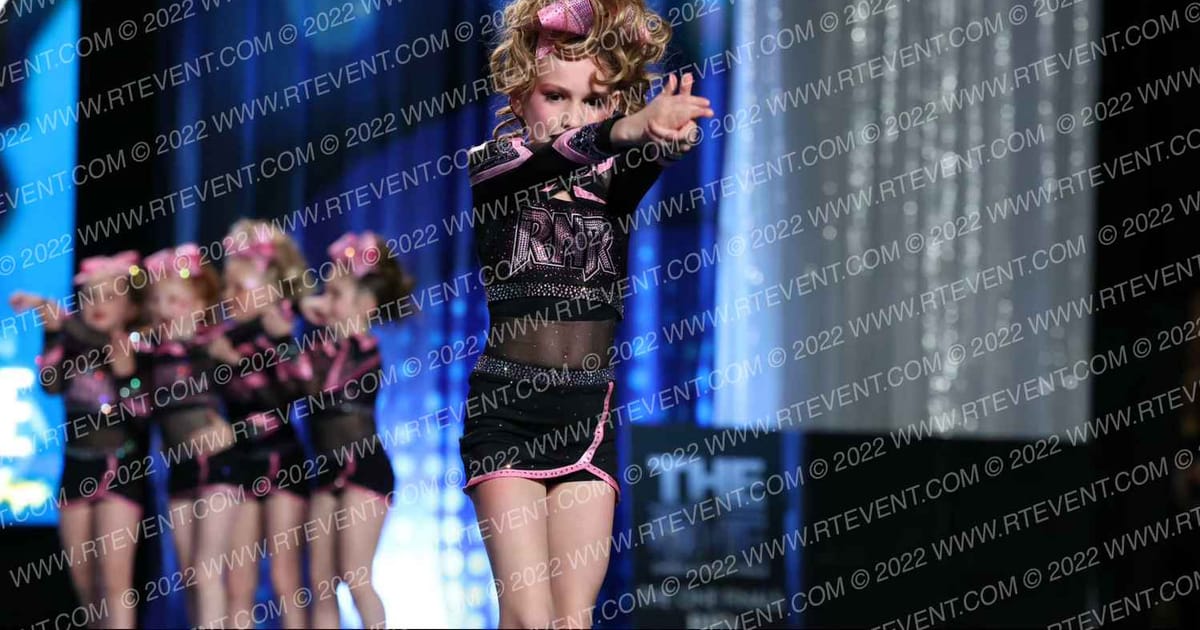 RNR RUNAWAYS · Lake Erie National Cheer and Dance Championships