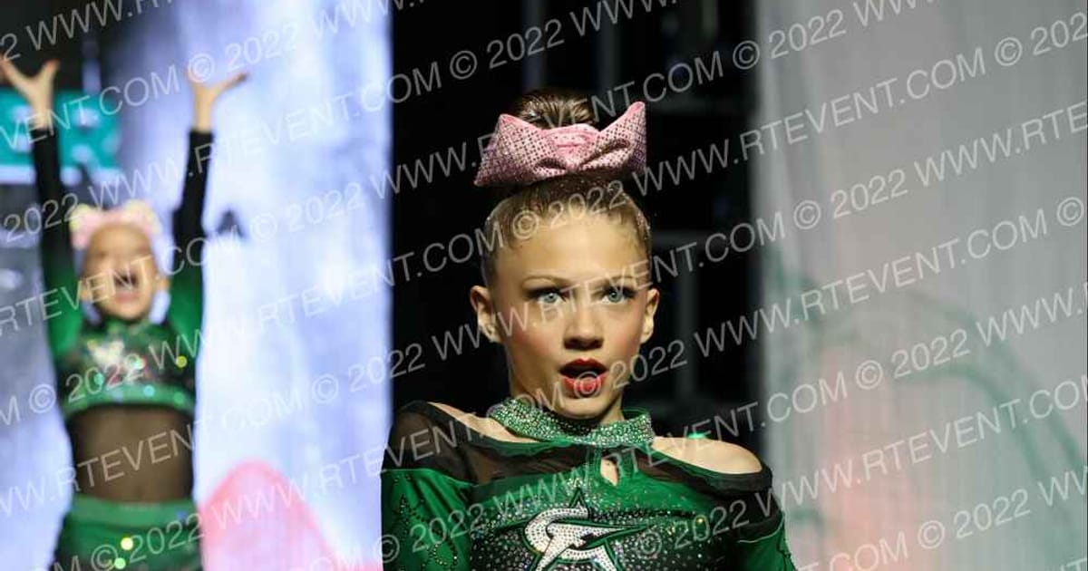 CheerForce Arizona FLUTTER · The West Regional Summit