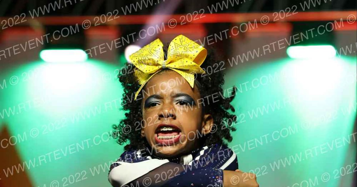 Macs Allstar Cheer MACS STARLIGHT · The West Regional Summit