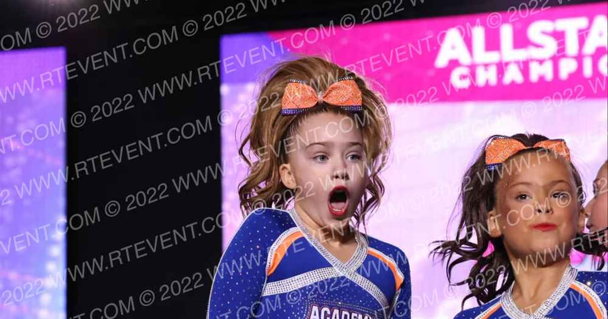 Academy cheer Princess of thieves · All Star World Championships Thursday