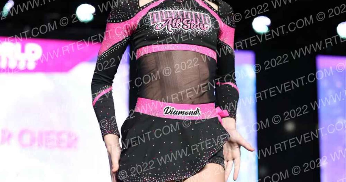 Diamond All Star Cheer Miss twist · All Star World Championships Thursday