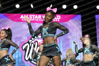Dynamic Cheer Lady X