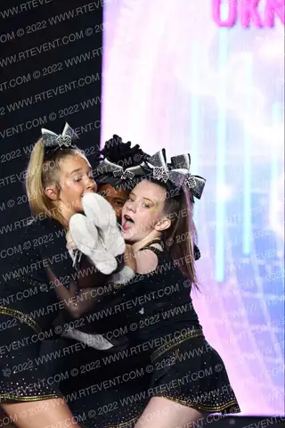 UKnight Tumble and Cheer Deuces