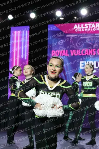 Royal Vulcans Cheer and Dance EXPLOSION