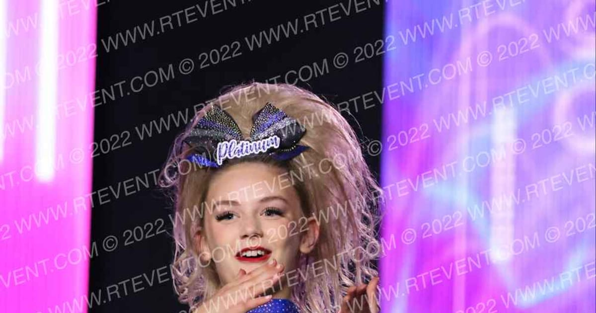 Sapphire Cheer and Dance Sapphire Platinum · All Star Worlds Friday