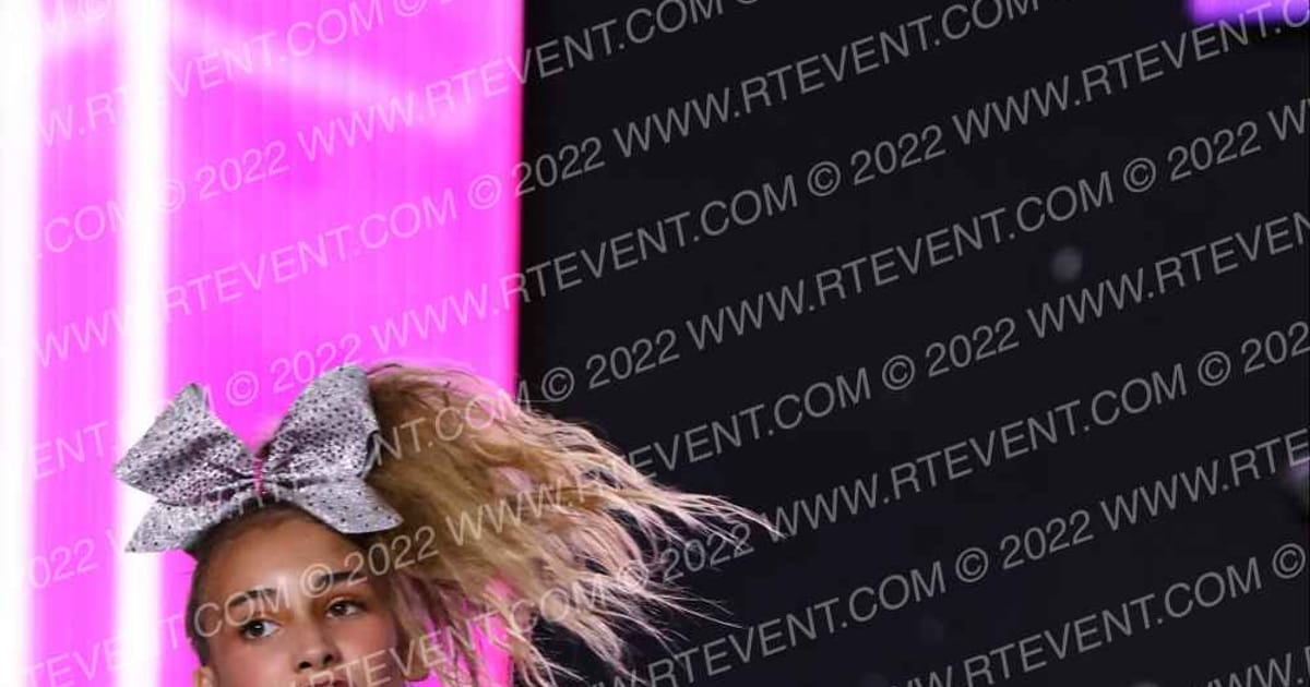 Extreme Spirit Allstarz Youth Dazzle · All Star Worlds Friday