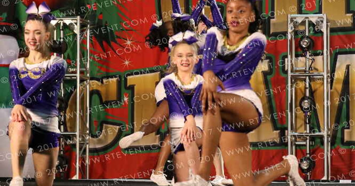 Clarksville Cheer Extreme Integrity · American Cheer Power Gatlinburg