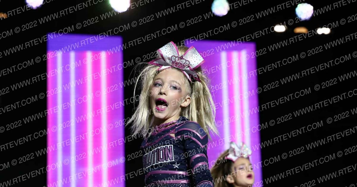 Evolution Cheer REIIGN · All Star Worlds Friday
