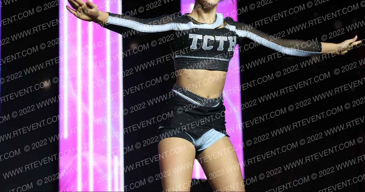 Top Cheer Training Hub Oasis outlaws · All Star Worlds Friday