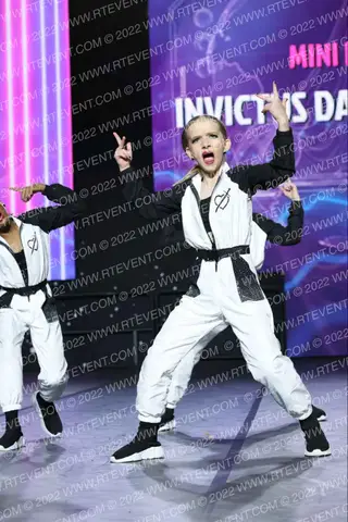 Invictus Dance Company Mini Hip Hop