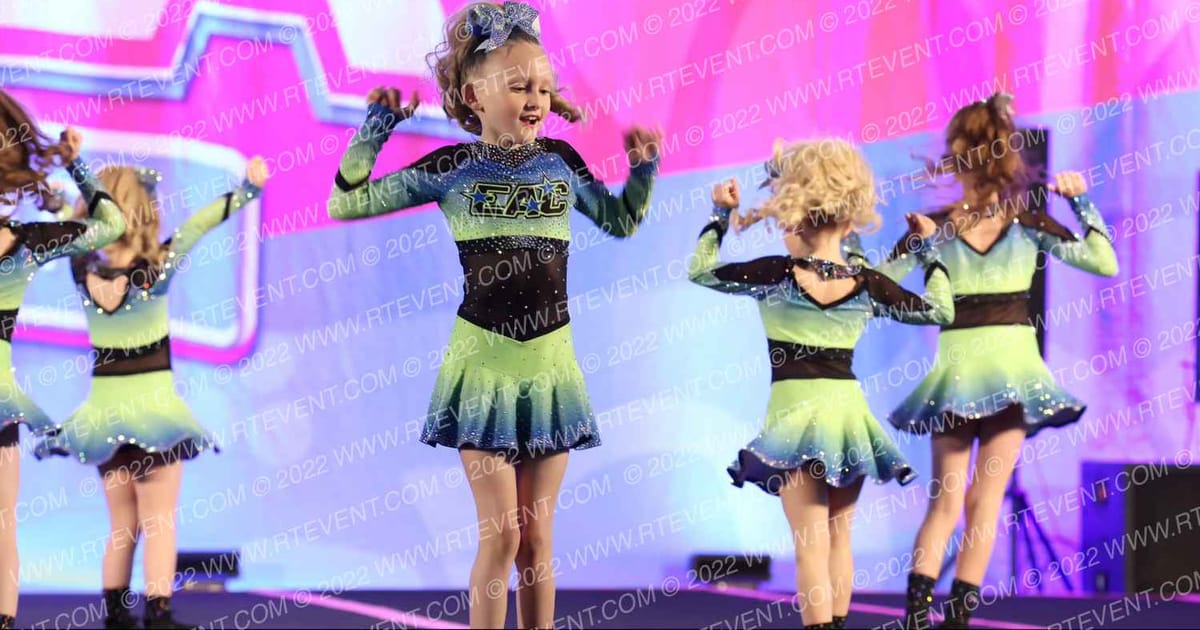 Elite Athletic Cheer Mighty Minis · Aloha York Showdown