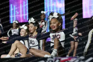 JAG Cheer Big Gunz