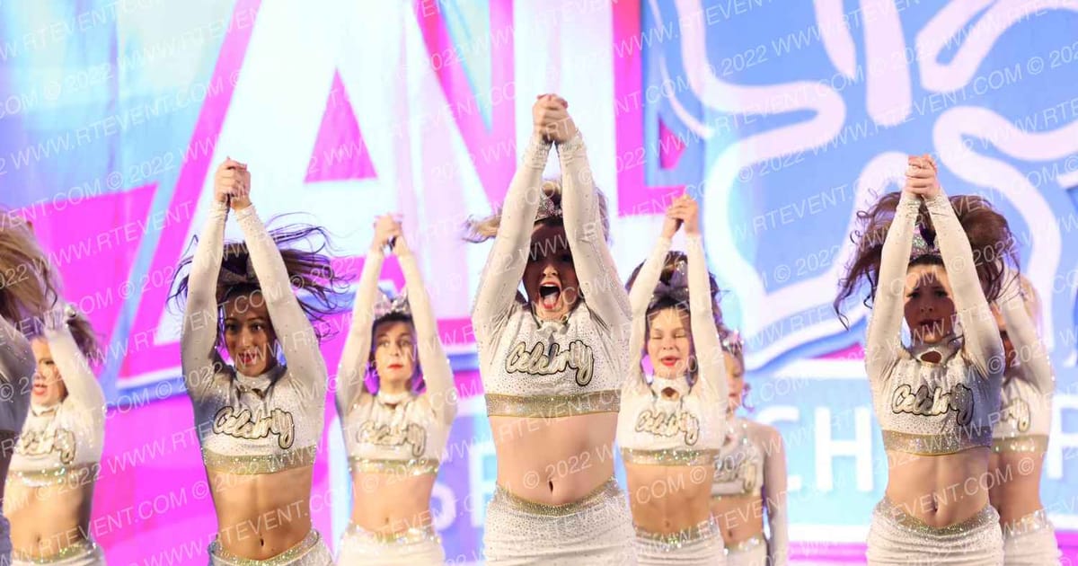 Celebrity Cheer VOGUE · Aloha York Showdown